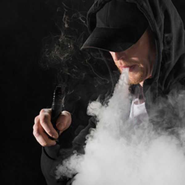 vapesocialcircle.com How to Choose the Right Vape Batteries for Your E - cigarette: A Comprehensive Guide